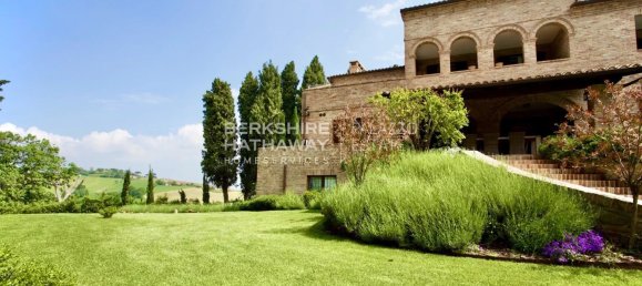 Villa de 4 dormitorios en Terre Roveresche, Italy No. 119591 2