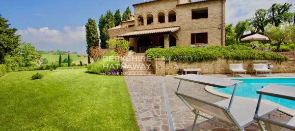 Villa de 4 dormitorios en Terre Roveresche, Italy No. 119591 9