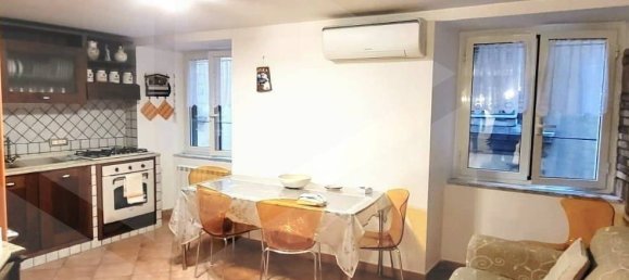 5 rooms Apartment in Naples, Italy No. 26507 3