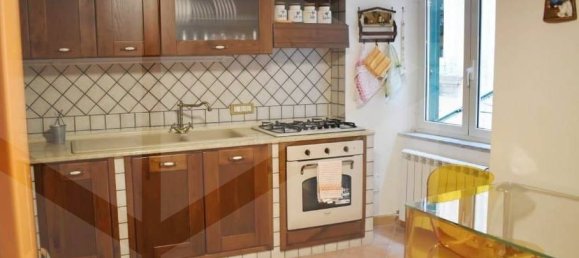 5 rooms Apartment in Naples, Italy No. 26507 22