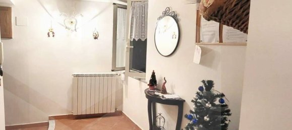 5 rooms Apartment in Naples, Italy No. 26507 21