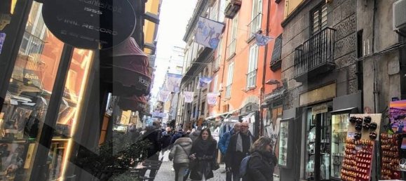 5 rooms Apartment in Naples, Italy No. 26507 17