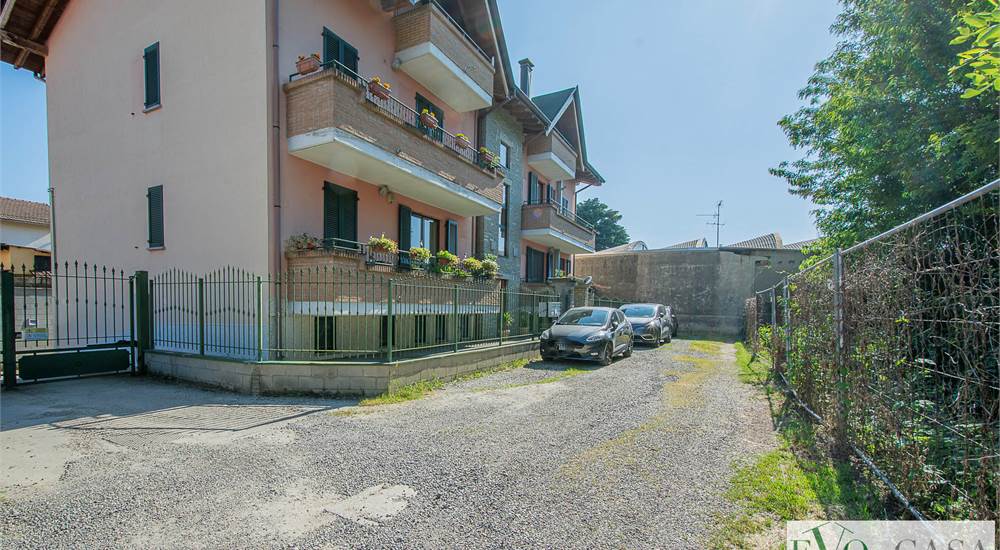 2 chambres Appartement à Magnago, Italy No. 351563