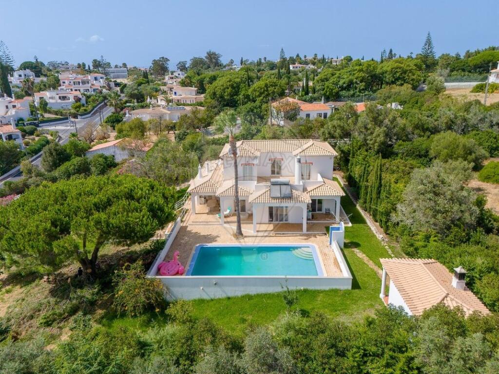 Вилла с 3 спальнями в Лагоа, Португалия № 261375