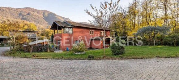 4 bedrooms Villa in Porto Valtravaglia, Italy No. 236124 24