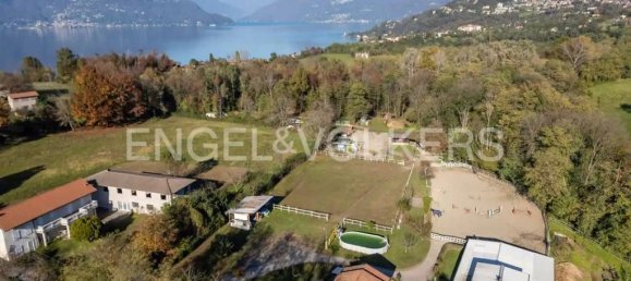 4 bedrooms Villa in Porto Valtravaglia, Italy No. 236124 23