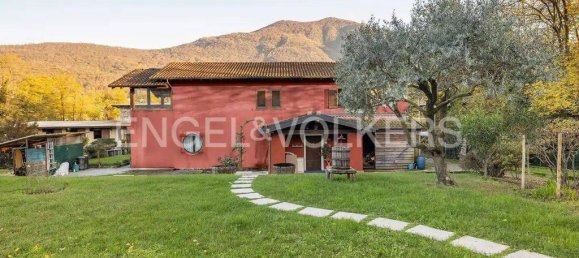 4 bedrooms Villa in Porto Valtravaglia, Italy No. 236124 4