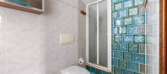 4 bedrooms Villa in Porto Valtravaglia, Italy No. 236124 19