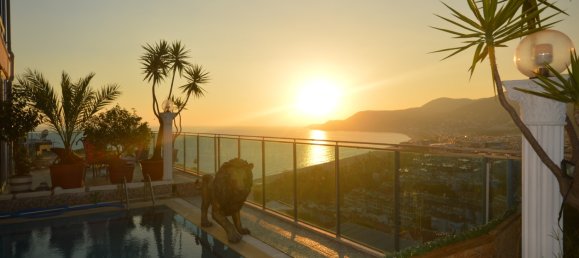 Villa 5+1 in Antalya, Turkey No. 34079 3