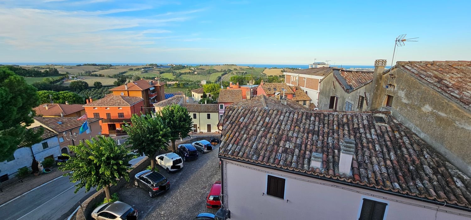 6 Schlafzimmer Wohnung in Mondolfo, Italy, Nr. 400157