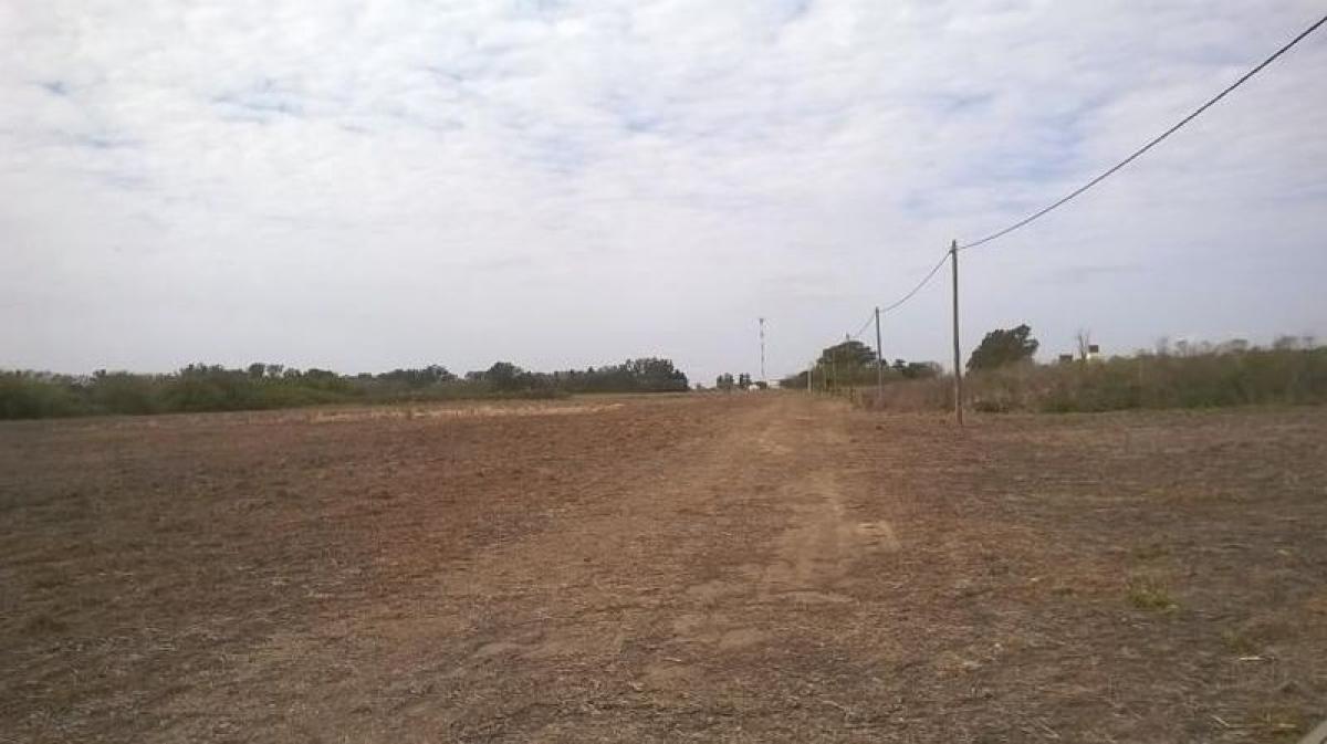  Land in Santa Fe, Argentina No. 50895