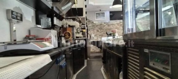 2 rooms Commercial property in Rome, Italy No. 271090 6