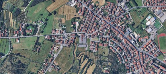 5 rooms Apartment in Monsummano Terme, Italy No. 301357 8