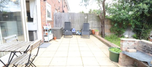 3 bedrooms Commercial property in Northolt, United Kingdom No. 13457 16