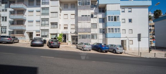 2 Schlafzimmer Wohnung in Oeiras, Portugal, Nr. 329667 2