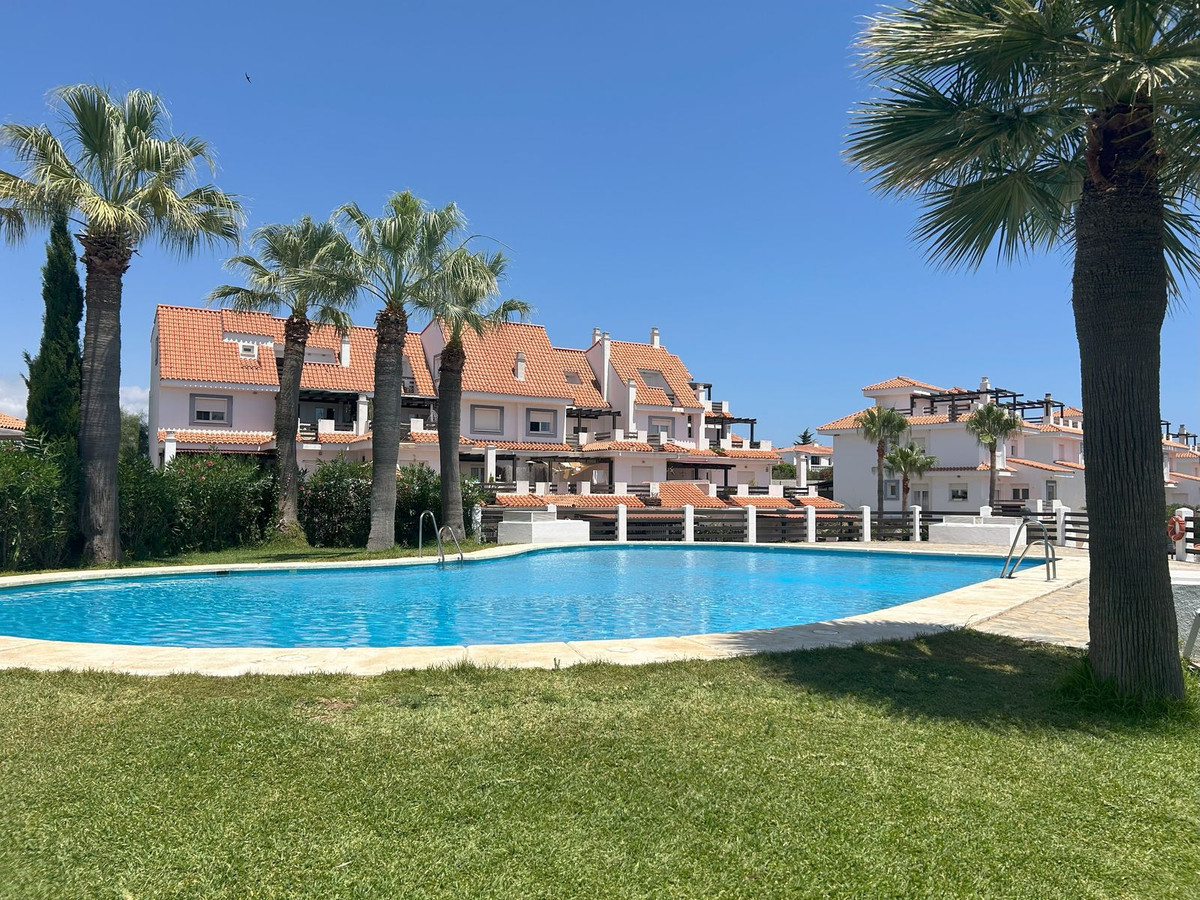 1 bedroom Apartment in La Duquesa, Spain No. 190254
