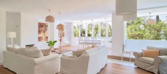 4 bedrooms Apartment in El Limonar, Spain No. 48825 8