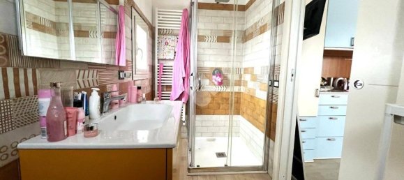 3 bedrooms House in Mesagne, Italy No. 59219 15