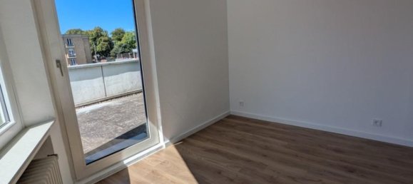 4 bedrooms Duplex in Stade, Germany No. 321702 3