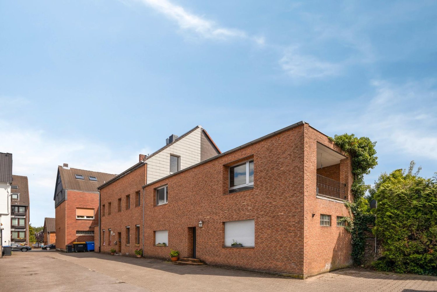 7 Schlafzimmer Gebäude in Mettmann, Germany, Nr. 260755