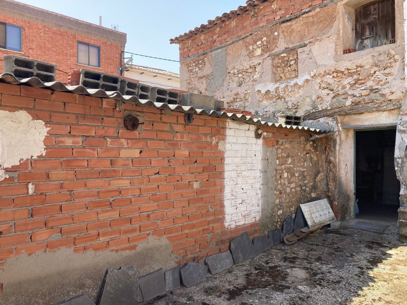 4 bedrooms House in Teruel, Spain No. 153402