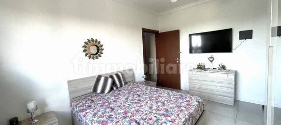 2 Schlafzimmer Wohnung in Tradate, Italy, Nr. 260703 12