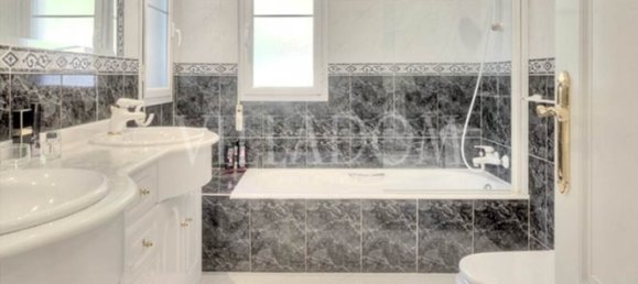 4 bedrooms Villa in Moraira, Spain No. 55029 19