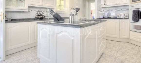 4 bedrooms Villa in Moraira, Spain No. 55029 13