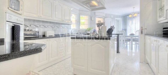 4 bedrooms Villa in Moraira, Spain No. 55029 12