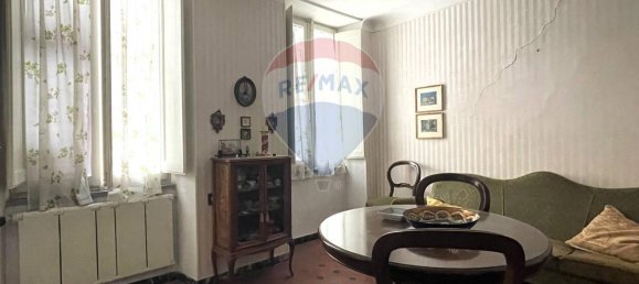 9-salle Appartement à Arcevia, Italy No. 8308 7