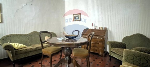 9-salle Appartement à Arcevia, Italy No. 8308 6