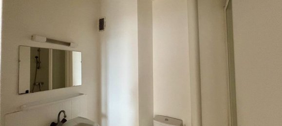 Estudio en Caen, France No. 361959 6