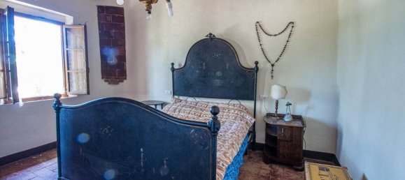 4 bedrooms House in Asciano, Italy No. 57587 24