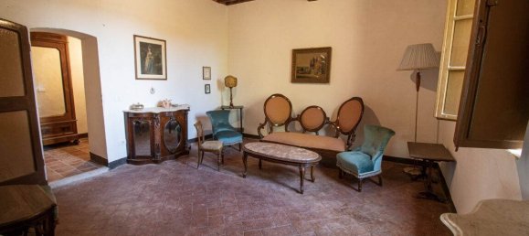 4 bedrooms House in Asciano, Italy No. 57587 9