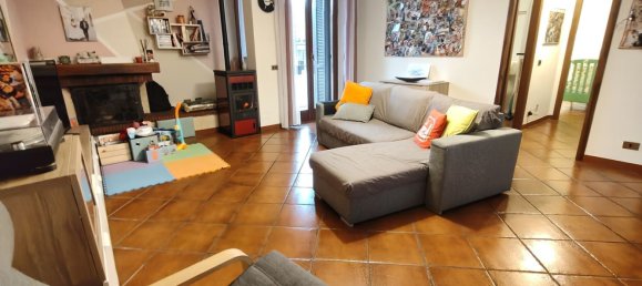 4-salle Appartement à Caramagna Piemonte, Italy No. 58647 4