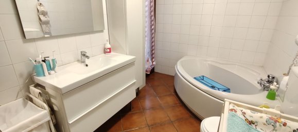 4-salle Appartement à Caramagna Piemonte, Italy No. 58647 12
