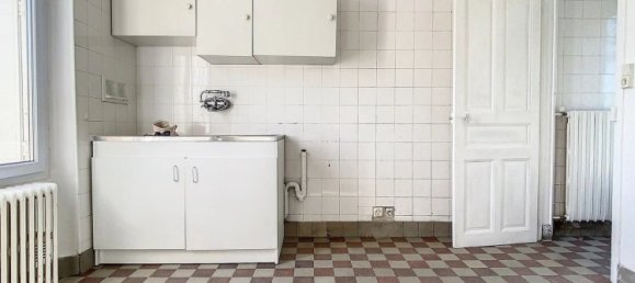 Casa de 3 dormitorios en Villemandeur, France No. 61970 6