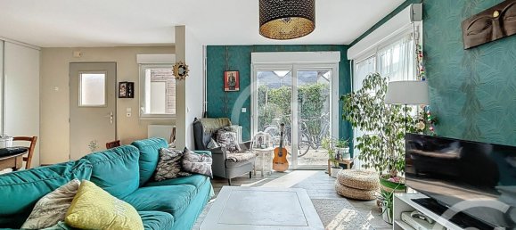 3 bedrooms House in Calvados, France No. 355028 2