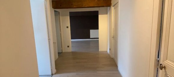 Квартира с 3 комнатами в Сент-Этьен, Франция № 340379 7