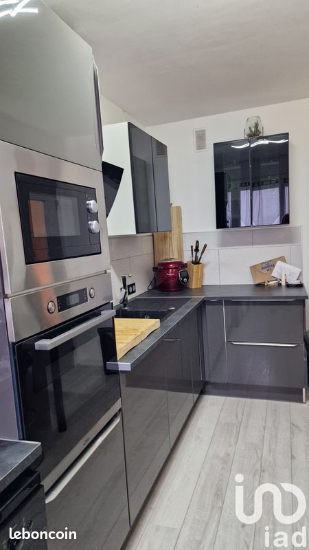 4 rooms Apartment in Epernay, France No. 228049