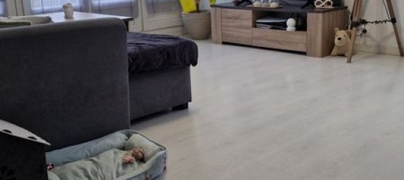 4 rooms Apartment in Epernay, France No. 228049 3