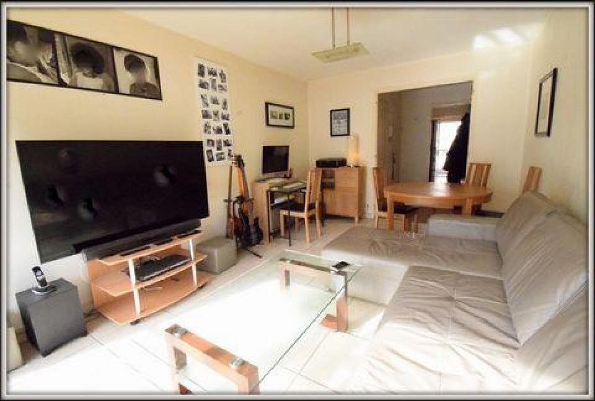 Studio in the Condo in Cannes, France No. 14077