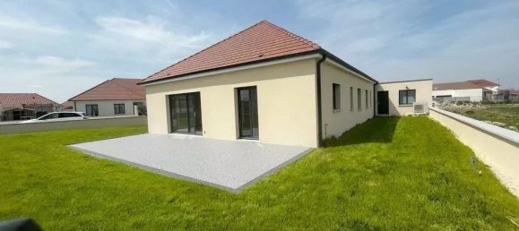 4 bedrooms House in Saint-Andre-les-Vergers, France No. 228374 6