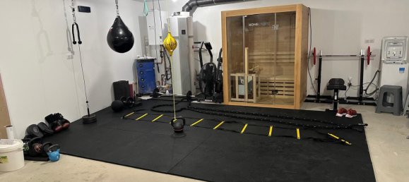 4 bedrooms House in Saint-Andre-les-Vergers, France No. 228374 3