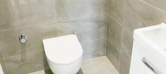 4 bedrooms House in Saint-Andre-les-Vergers, France No. 228374 16