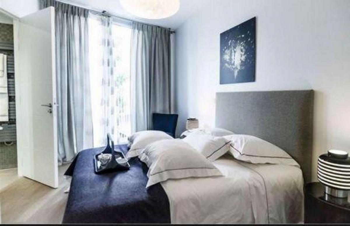 Casa de 4 dormitorios en Chessy, France No. 25335