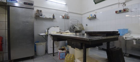  عقار تجاري في Catania, Italy 70متر مربع رقم 67490 8