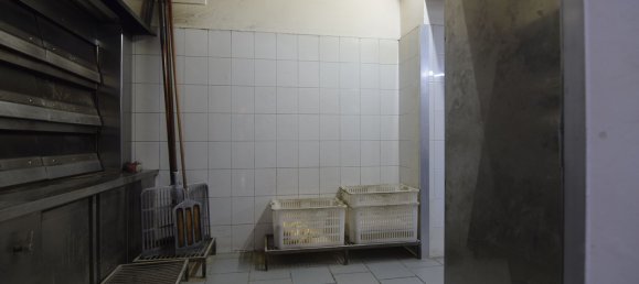  عقار تجاري في Catania, Italy 70متر مربع رقم 67490 6