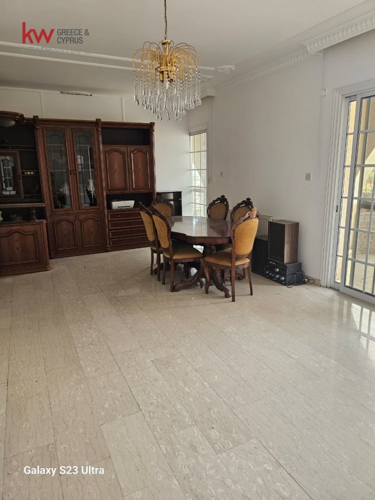 4 bedrooms Apartment for rent in Larnaca, Larnaka, Cyprus № 176132