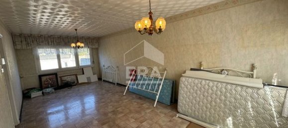 3 bedrooms House in Calais, France No. 315538 2